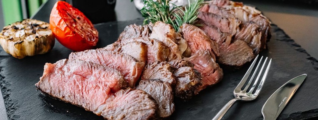 Ocho Cortes de Carne Ideales para Estas Navidades (y un Extra Especial)